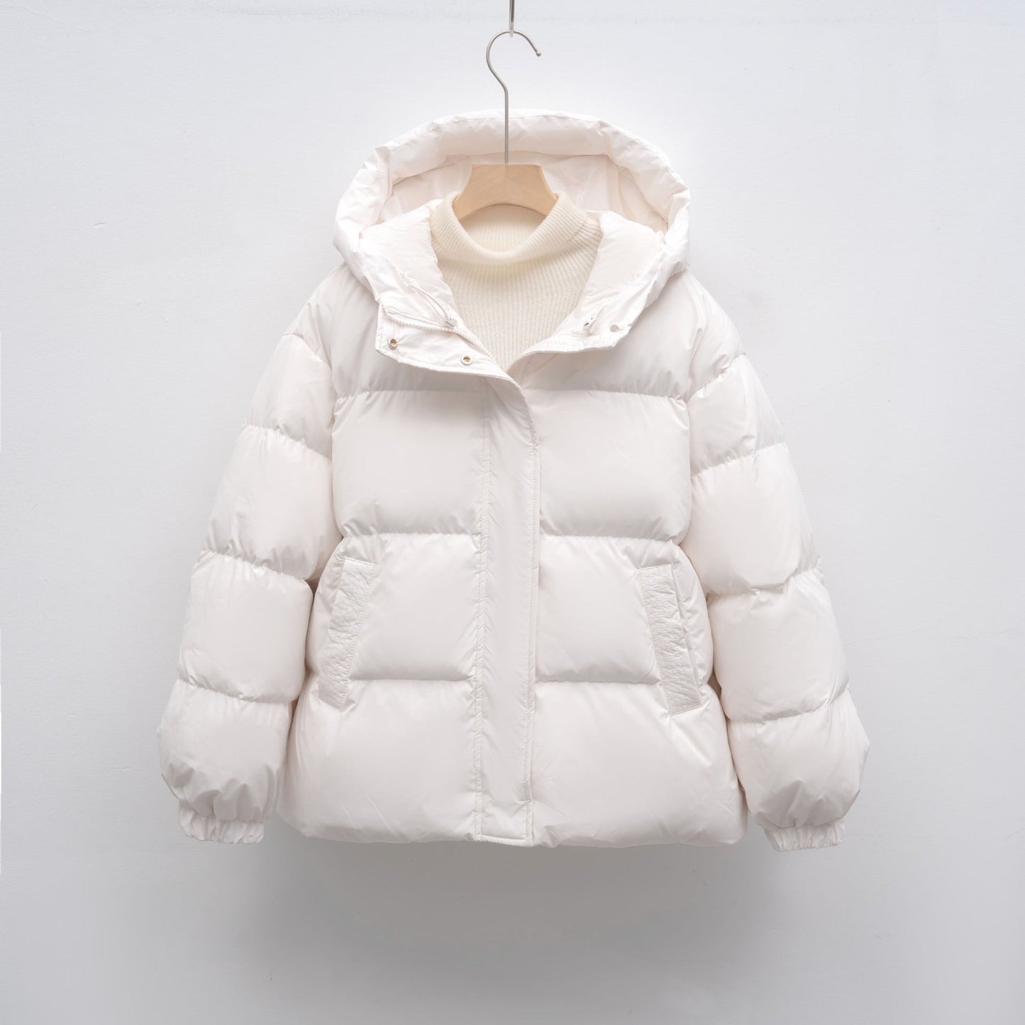 Damen modische Winterjacke mit voluminösen Puffärmeln ModeGeist