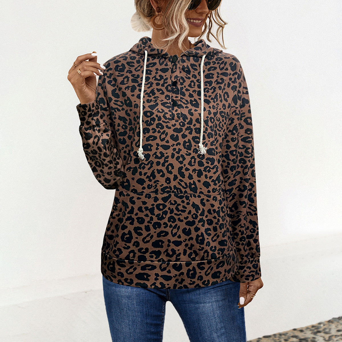 Damen Kapuzenpullover mit exklusivem Tiermuster und bequemer Passform ModeGeist