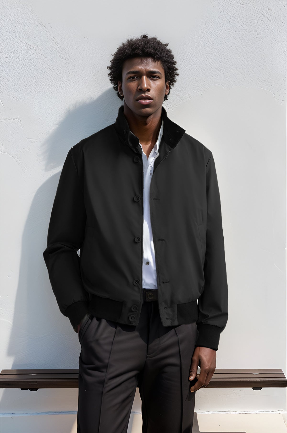 Herren modische Freizeitjacke mit schützendem Hochkragen und praktischen Taschen ModeGeist