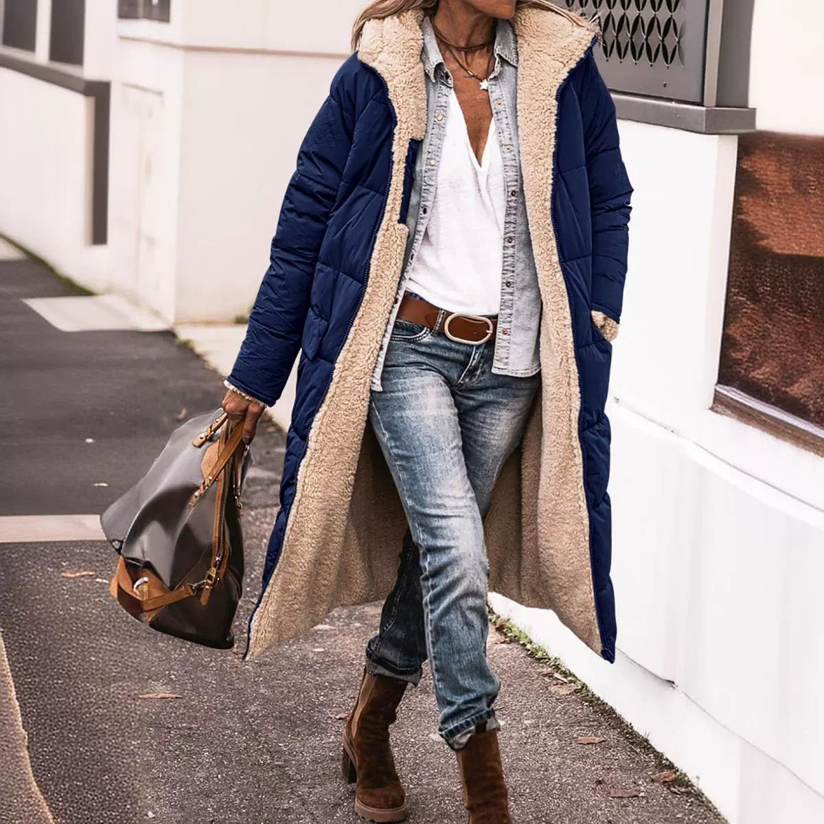 ModeGeist | Wendejacke mit Kapuze In Knielanger Form