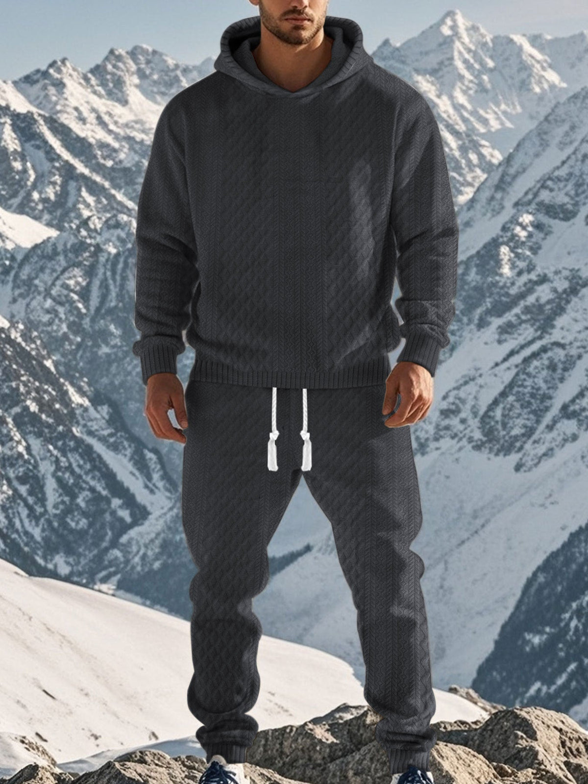 Herren sportliches Hoodie und Jogginghose Set mit strukturiertem Design ModeGeist
