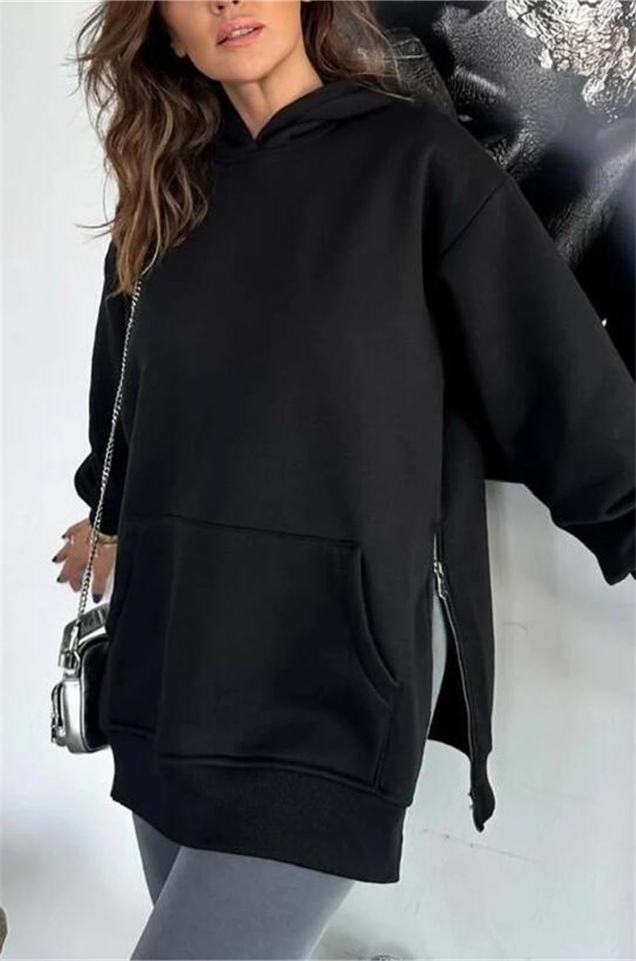 Damen Oversized Kapuzenpullover mit seitlichen Reißverschlüssen und universeller Passform ModeGeist