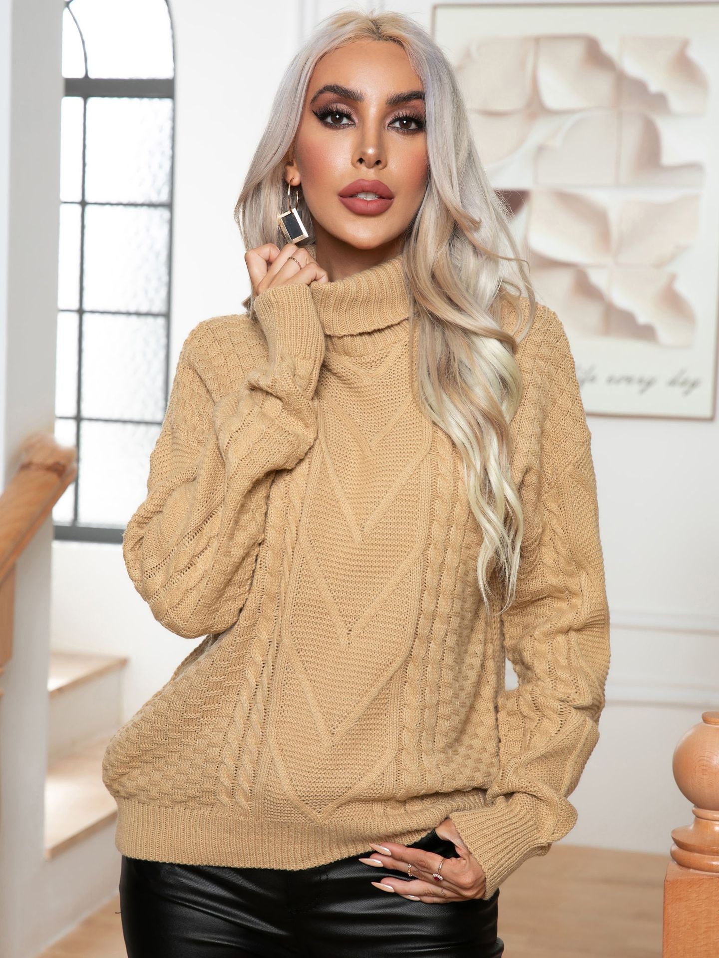 Damen Grobstrickpullover mit hochschließendem Kragen von ModeGeist
