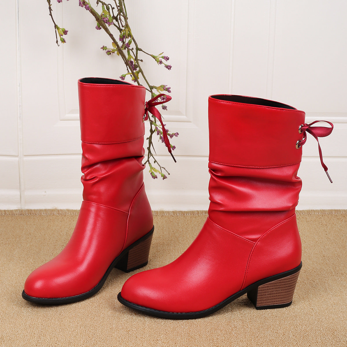 Modische und elegante Damen-Stiefeletten mit Blockabsatz von MODEGEIST