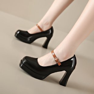 Damen Plateau-Pumps mit elegantem Riemchen und komfortablem Blockabsatz ModeGeist