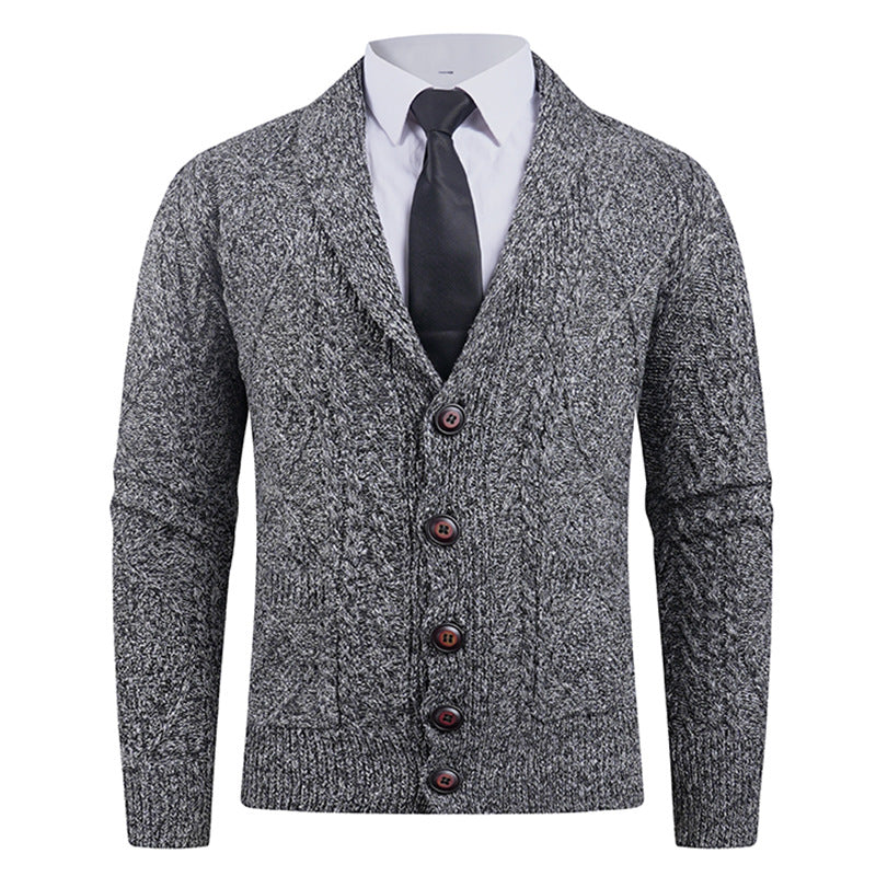 Herren Strickjacke mit markantem Zopfmuster und stilvollem Schalkragen ModeGeist