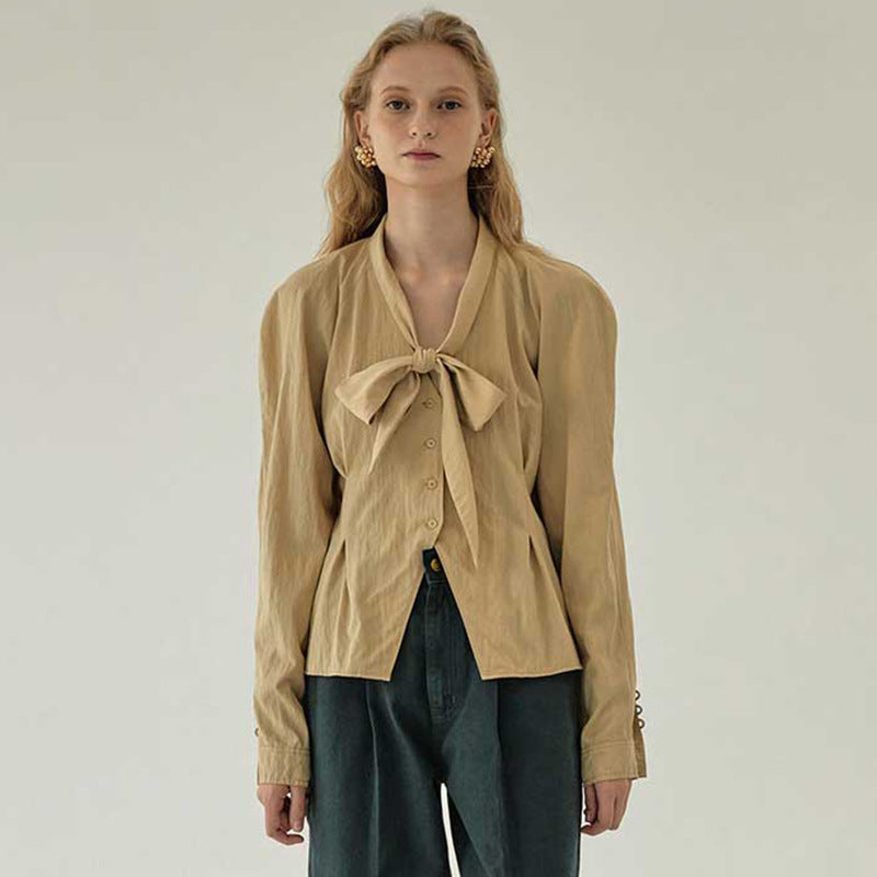Modische Bluse für Damen mit eleganten Schleifen und weiten Ärmeln