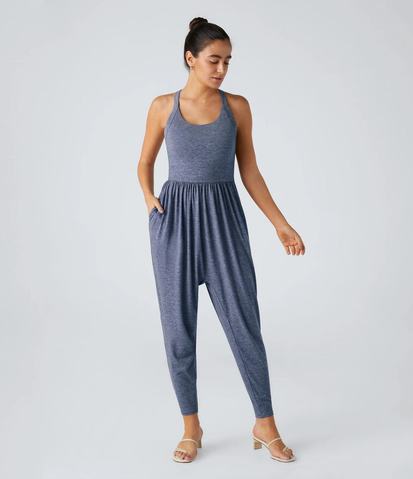 Modegeist Damen Jumpsuit: Weite Passform, Taschen, lebendig