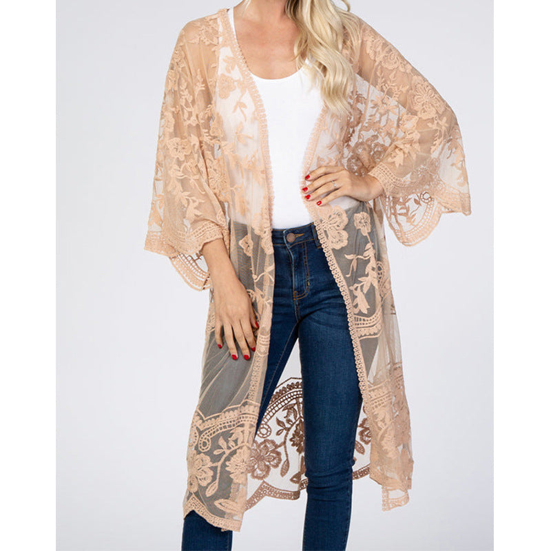 Modischer Damen-Crochet-Kimono mit luftigem Schnitt und Blumenmuster
