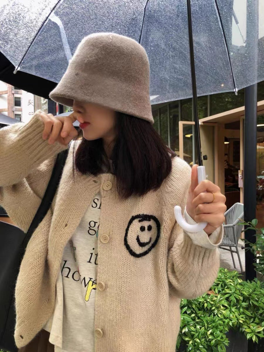 Damen gemütlicher Strickcardigan mit verspieltem Smiley-Motiv ModeGeist