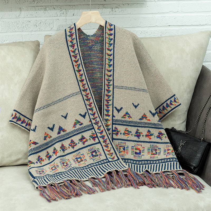 Damen stilvolle Poncho mit buntem Ethnomuster ModeGeist