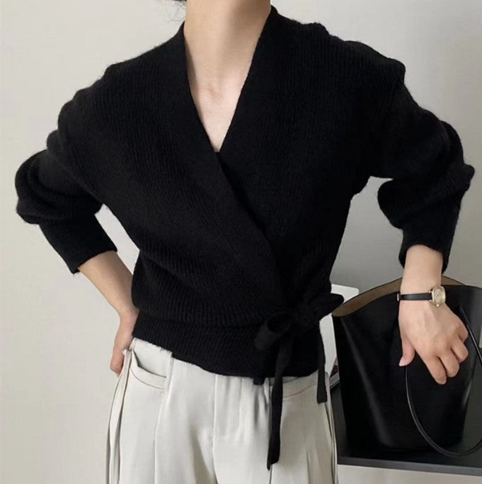 Damen Wickelstrickjacke mit weit geschnittenen Ärmeln und Taillengürtel ModeGeist