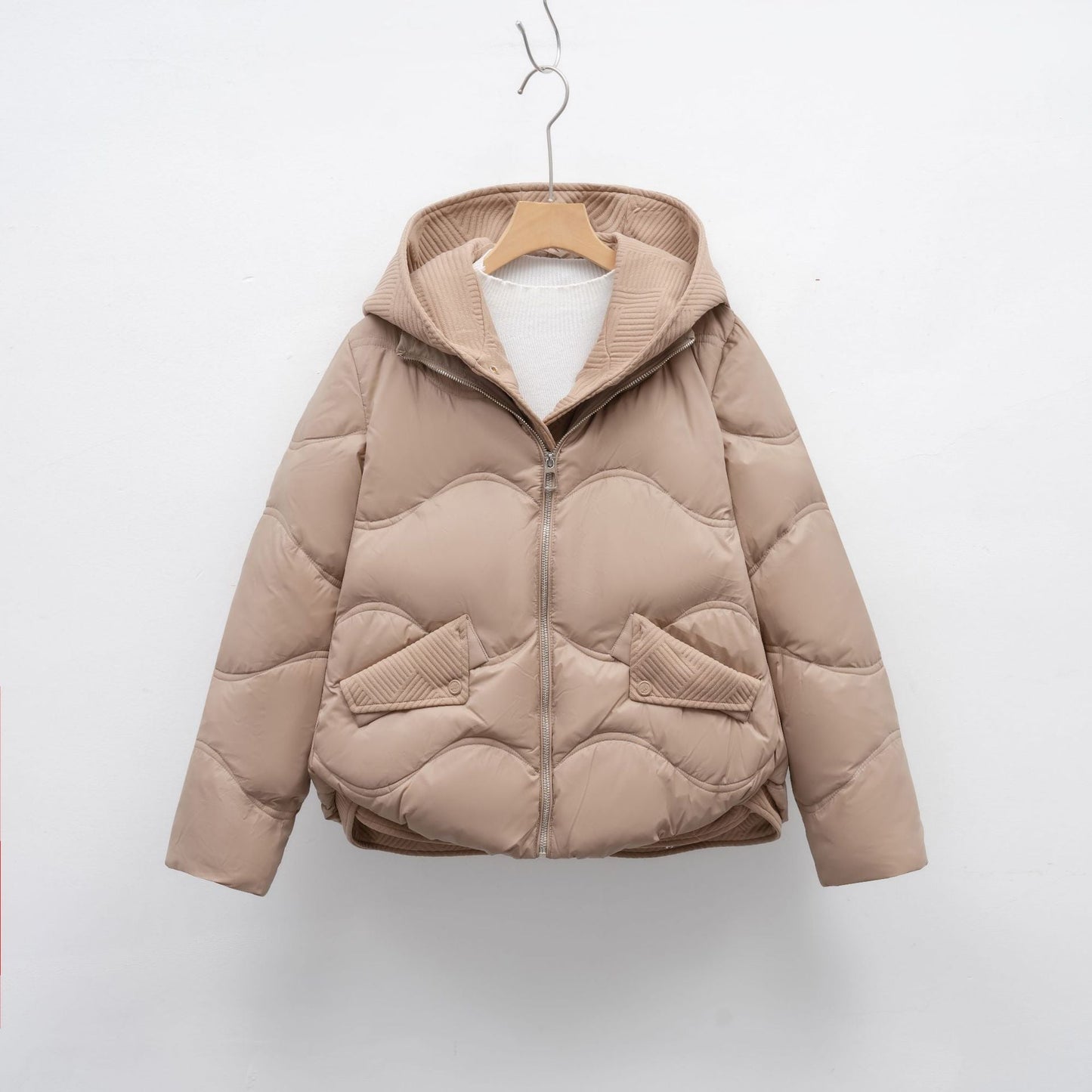 Damen Daunenjacke mit verstellbarem Kragen ModeGeist