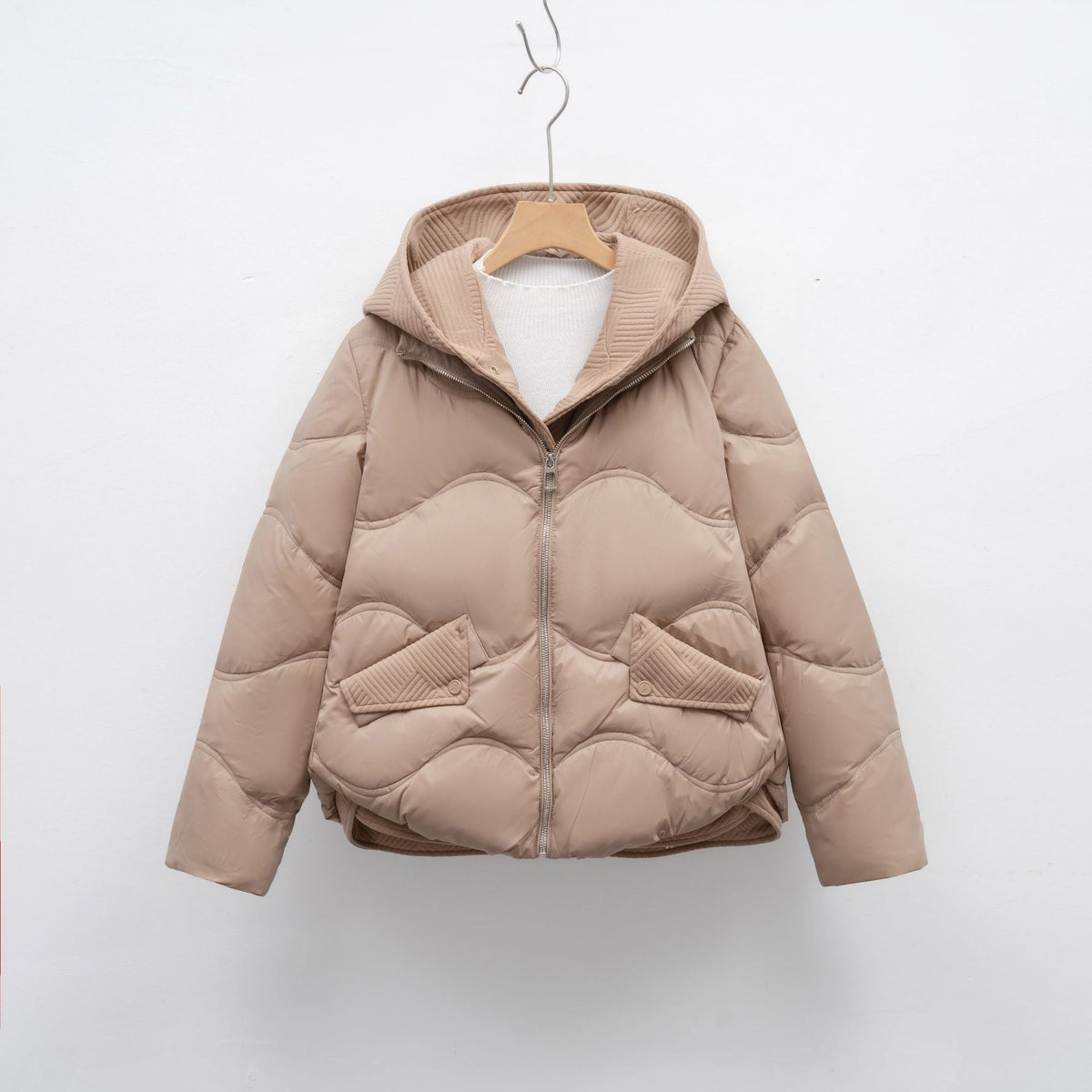 Damen Daunenjacke mit verstellbarem Kragen ModeGeist