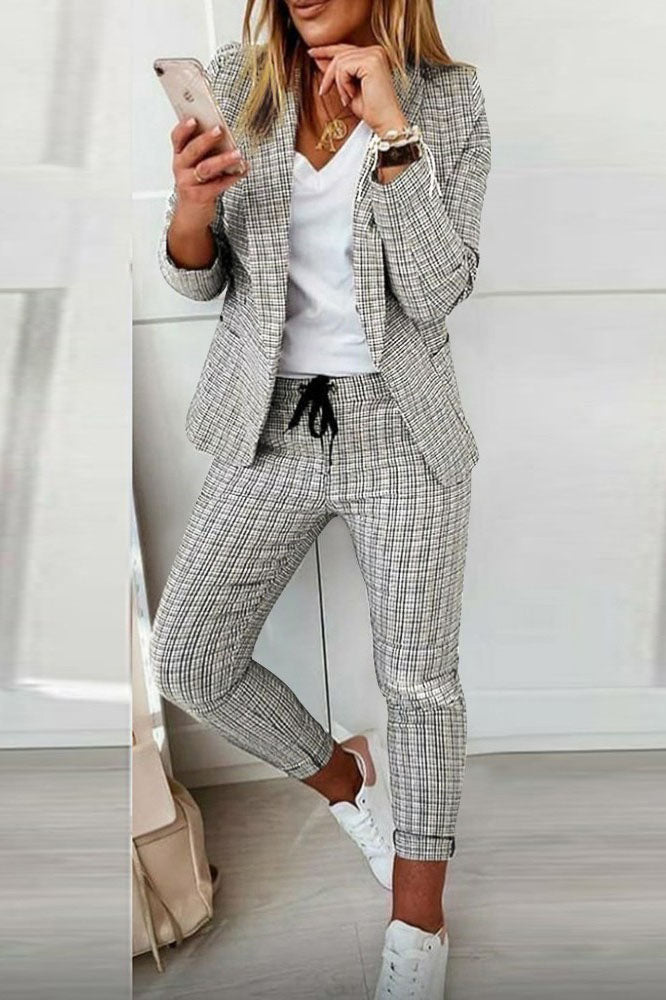 ModeGeist | Karo Blazer Mantel & Kordelzughose Satz