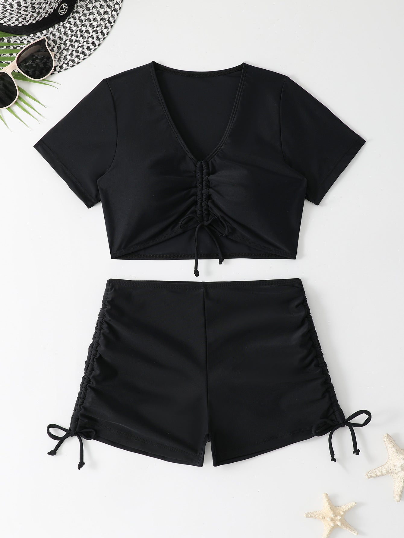 Sport-Oberteil und Shorts Set für Damen von MODEGEIST