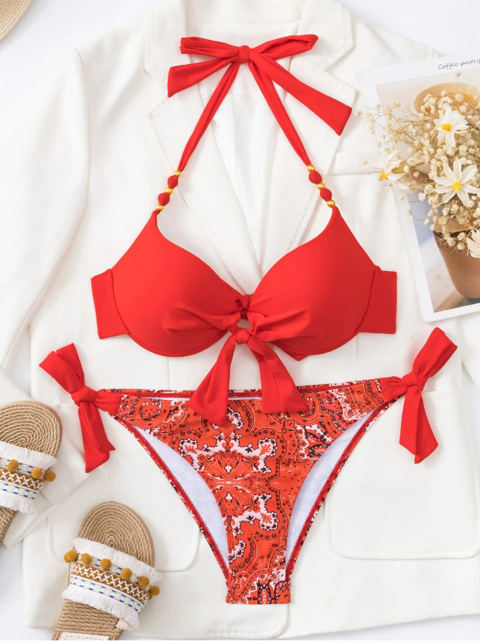 Bikini mit Schnürung und verstellbaren Bändern von MODEGEIST