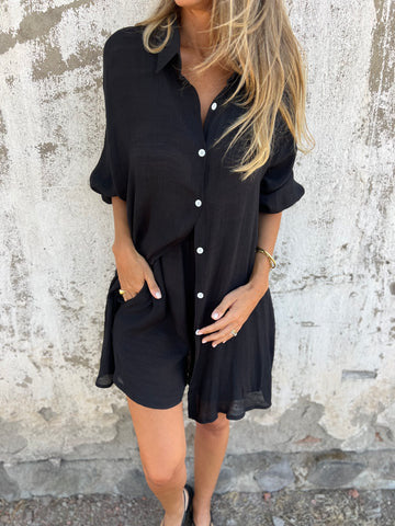 Damen lange Bluse mit durchgehender Knopfleiste und lässigem Schnitt ModeGeist