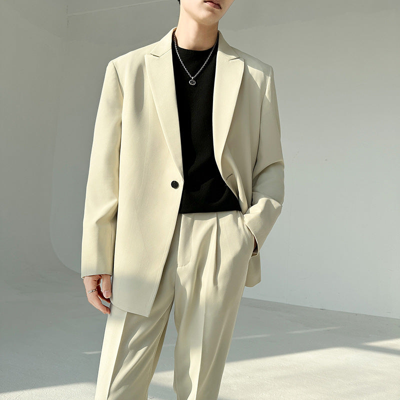 Herren eleganter Anzugblazer mit modernem Schnitt und feinem Innenfutter ModeGeist