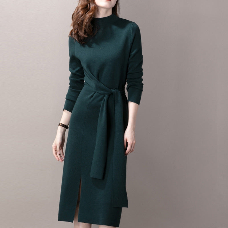 Damen Elegantes Strickkleid mit seitlichem Schlitz und tailliertem Gürtel ModeGeist