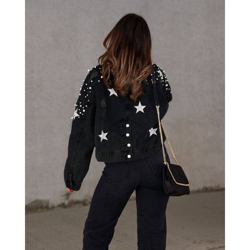 Damen Jeansjacke mit auffälligen Applikationen und oversized Schnitt ModeGeist