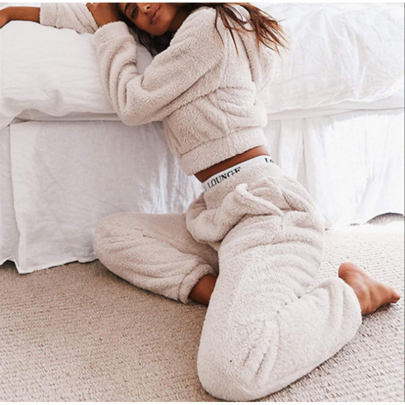 Damen kuscheliges Lounge-Set aus weichem Fleece ModeGeist
