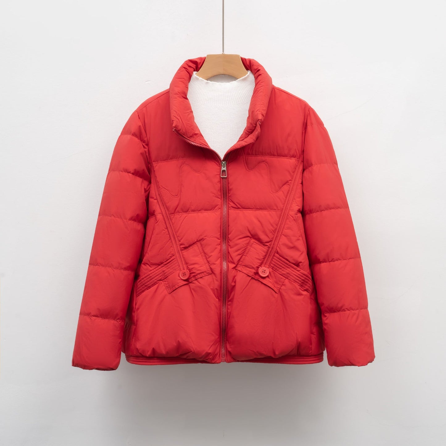 Damen gesteppte Winterjacke mit praktischen Taschen und hohem Kragen ModeGeist