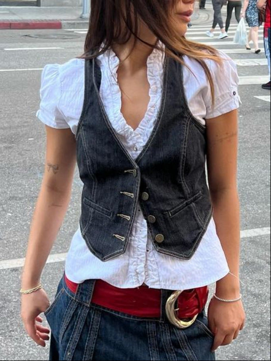 Damen Denim-Weste mit eleganten Knopfdetails und modernen Taschen ModeGeist