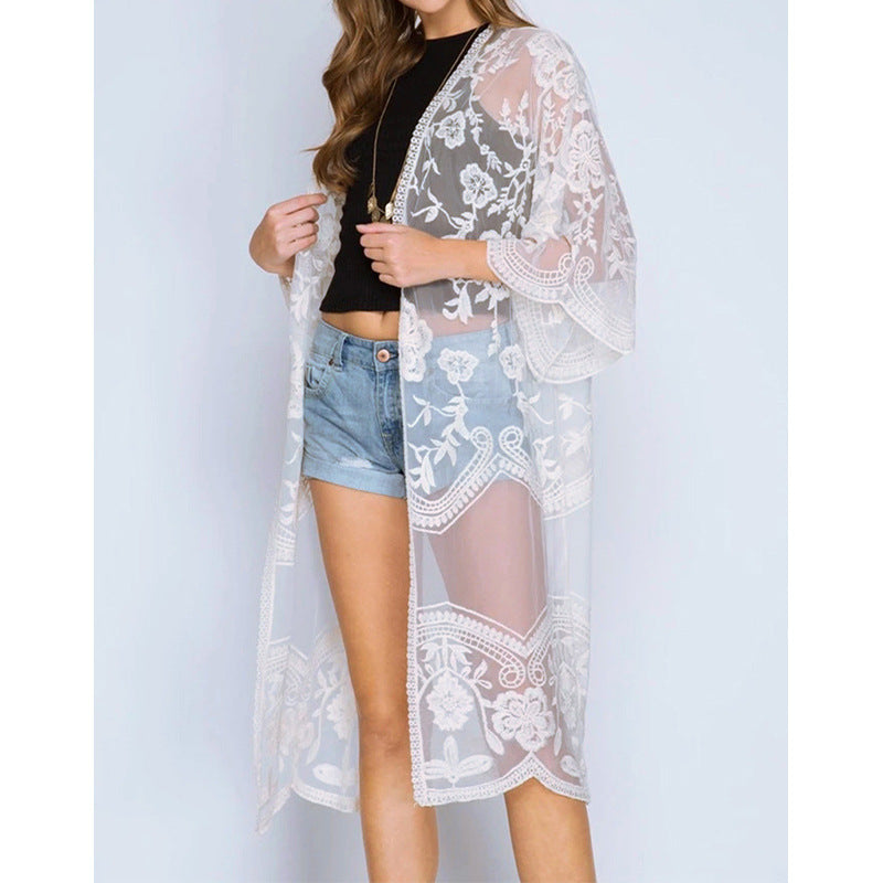 Modischer Damen-Crochet-Kimono mit luftigem Schnitt und Blumenmuster