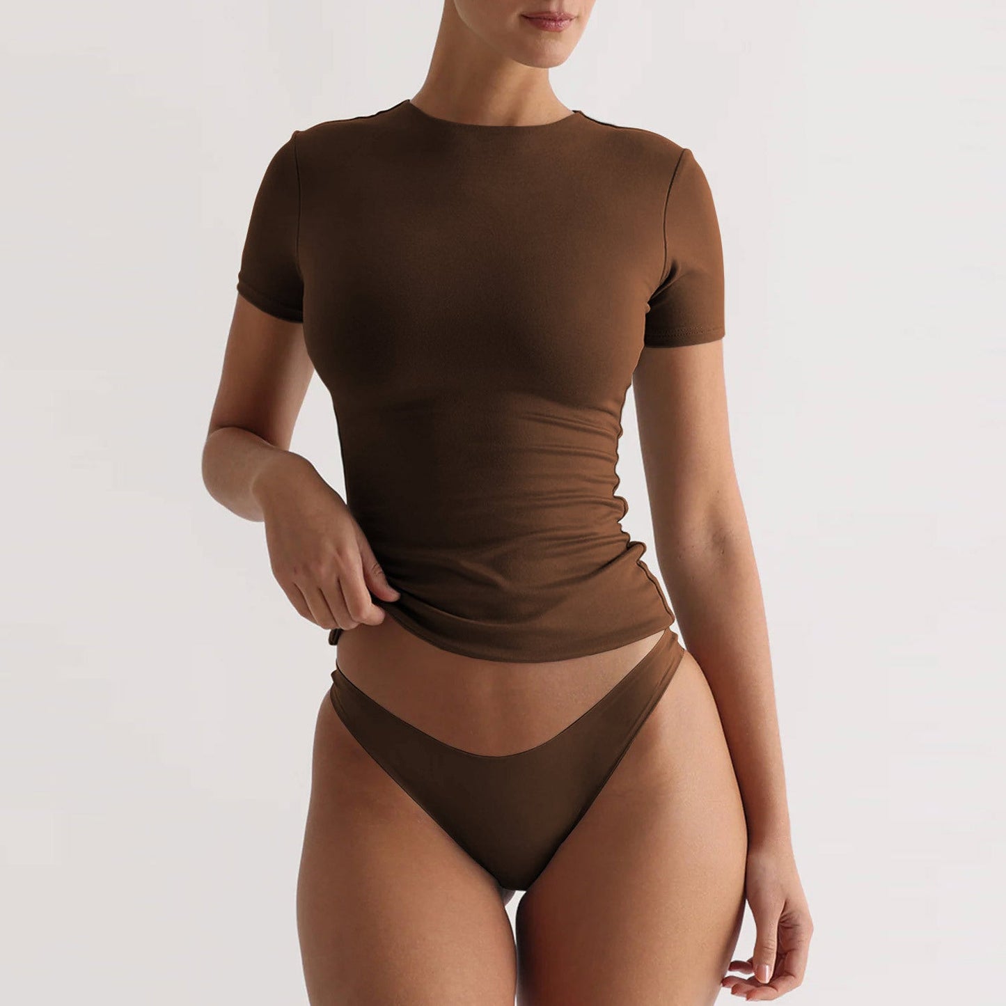 Damen figurbetontes T-Shirt mit Rundhalsausschnitt und kurzem Arm ModeGeist