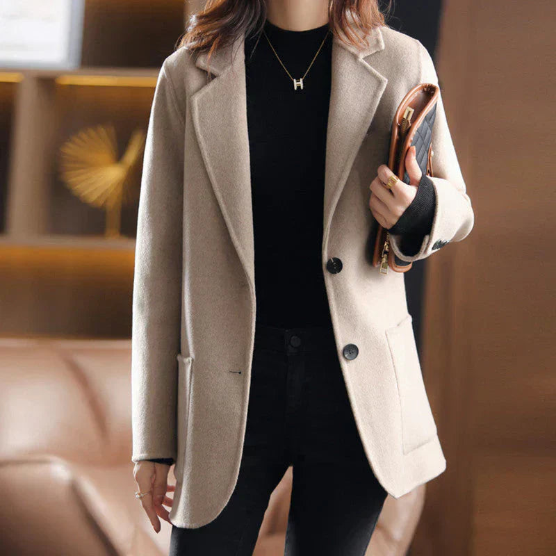 ModeGeist | Dicke Damenblazer für Herbst und Winter