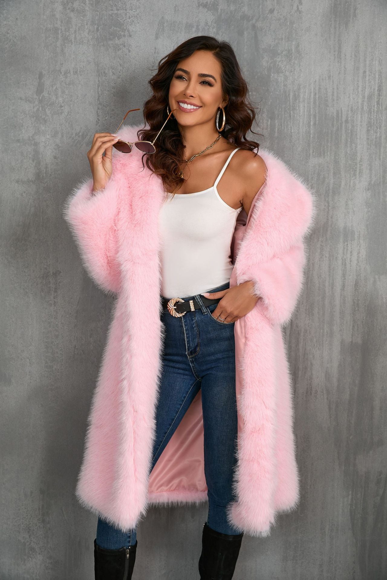 Damen Luxuriöser Kunstfellmantel mit elegantem Schnitt ModeGeist