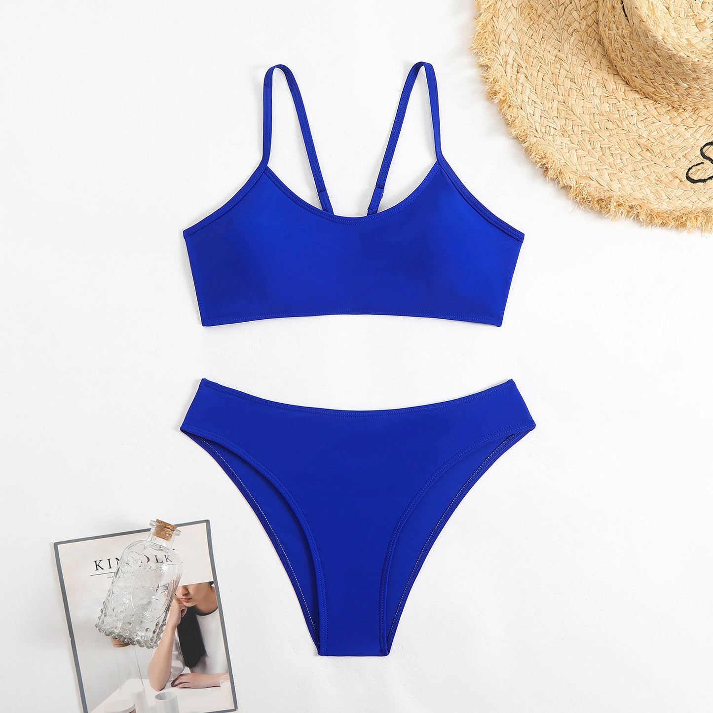 Minimalistischer Damen-Bikini (hochgeschnitten) von MODEGEIST