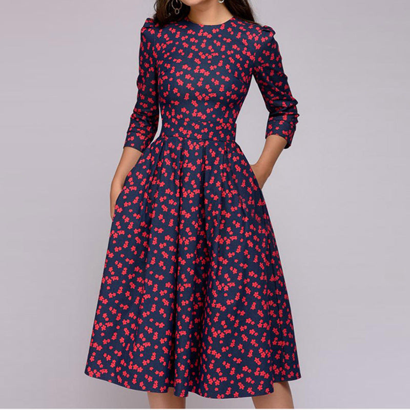 Elegantes Damen-Midikleid mit Blumenmuster und Taschen von MODEGEIST