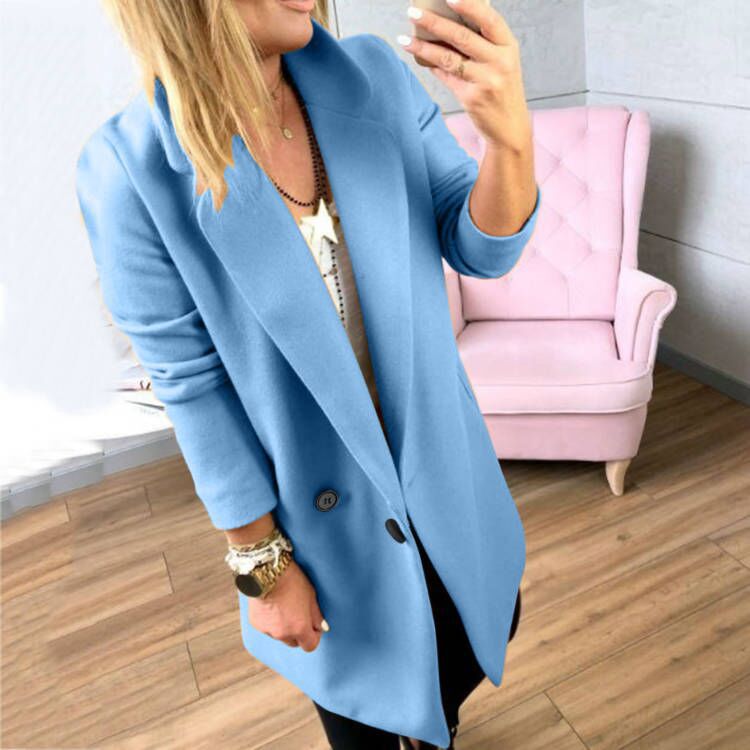Damen Überlanger, taillierter Mantel mit elegantem Revers und praktischen Taschen ModeGeist