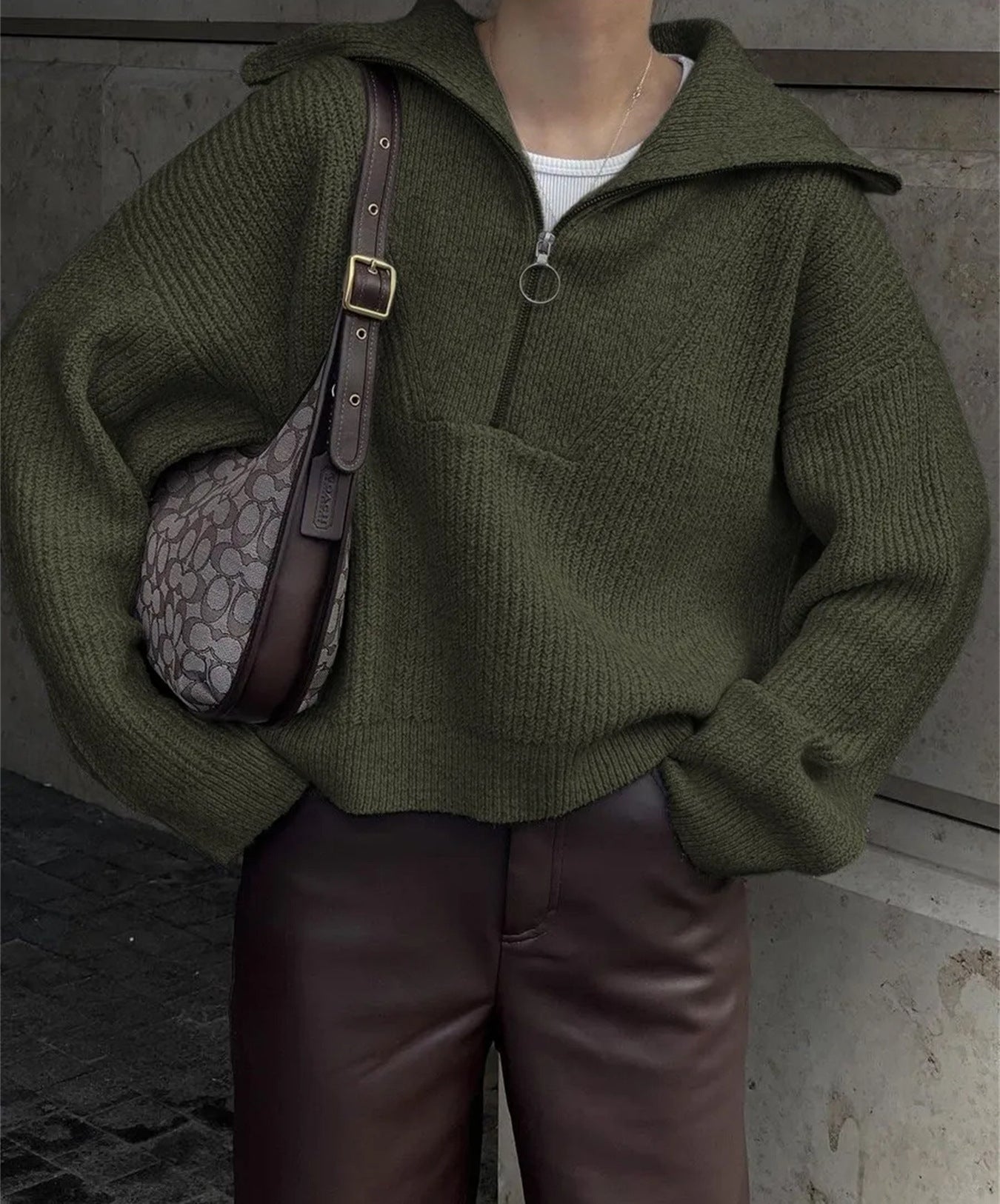 Damen Strickpullover mit Reißverschluss und lässigem Schnitt ModeGeist