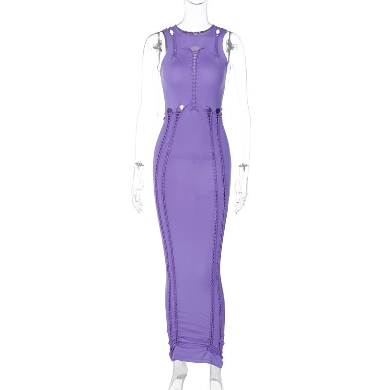 Modernes Maxikleid mit figurbetonter Silhouette und ausgefallenen Cut-outs