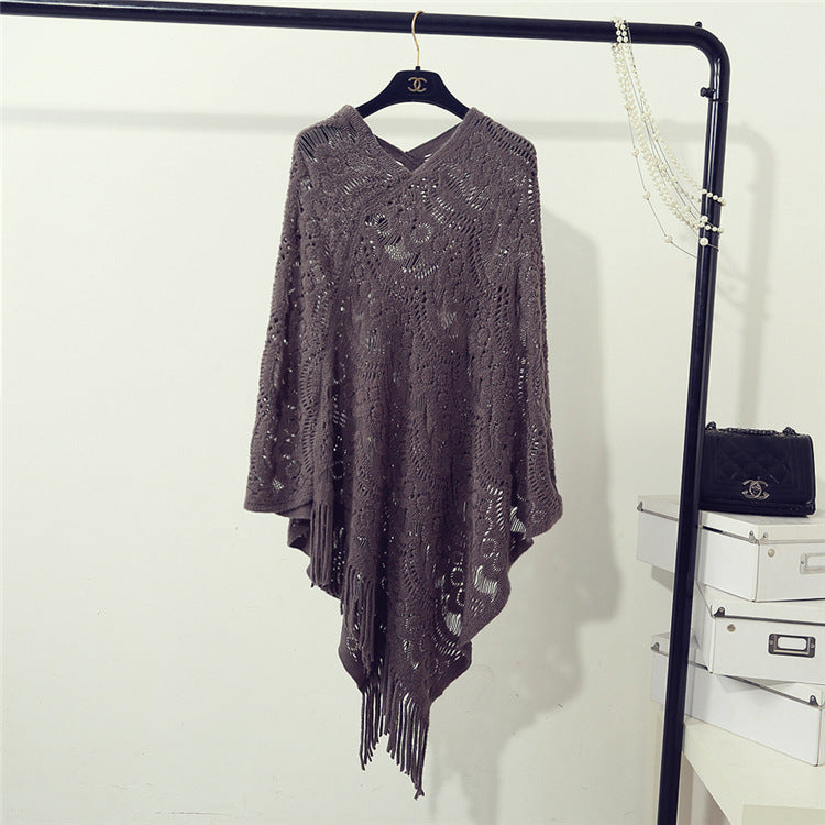Damen eleganter Poncho mit dekorativem Häkelmuster ModeGeist