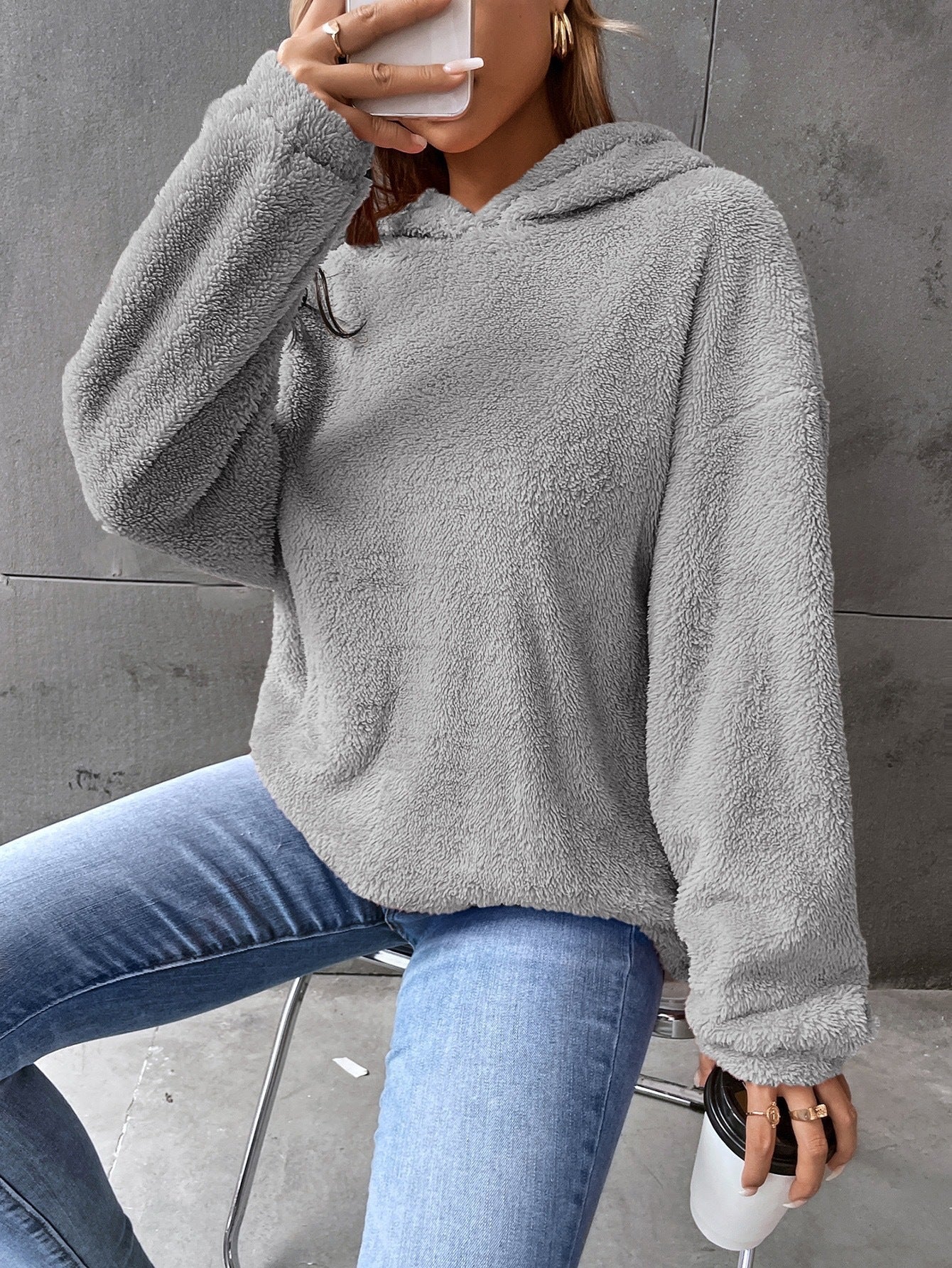 Damen kuscheliger Hoodie aus hochwertigem Plüsch ModeGeist