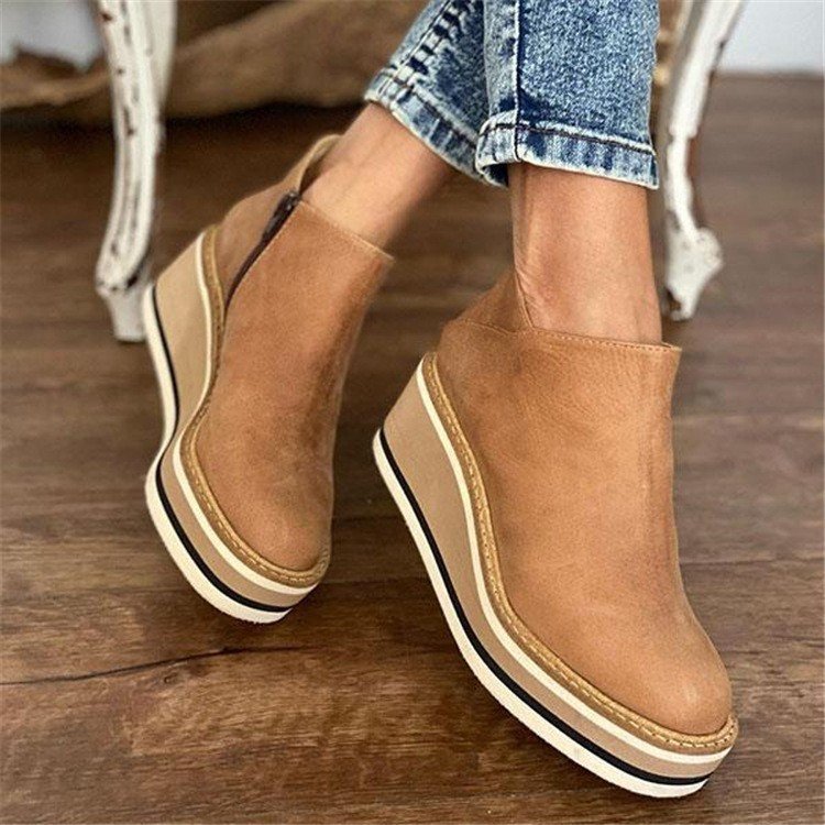 Damen Modische Keil-Stiefeletten aus feinem Wildleder mit praktischem Reißverschluss ModeGeist
