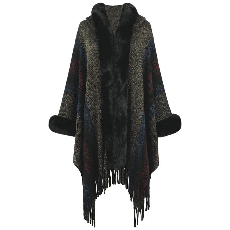 Damen modischer Poncho mit luxuriösem Kunstfellkragen und Fransen ModeGeist