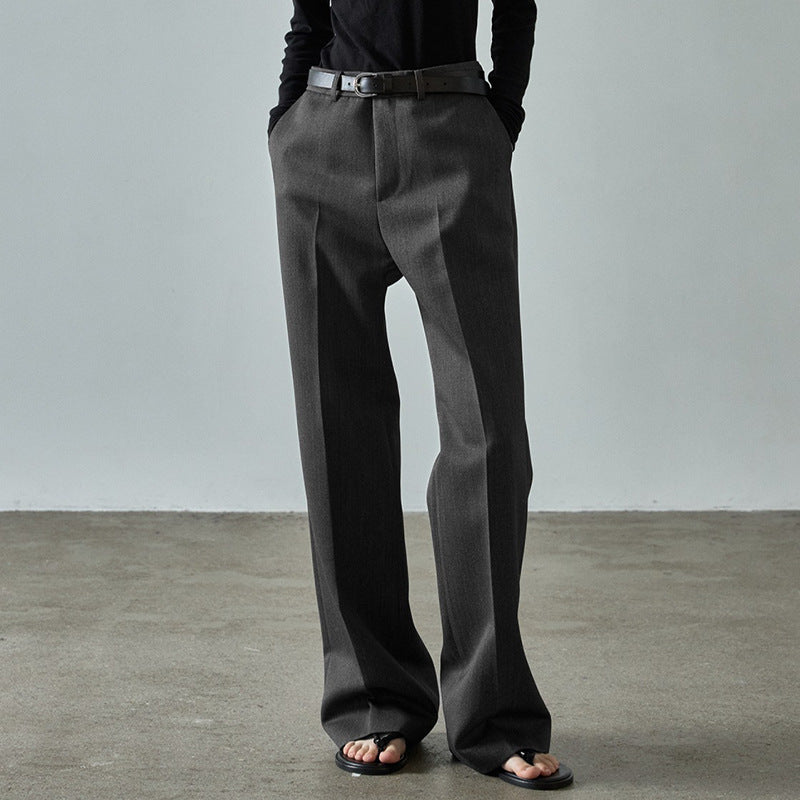 Elegante Damenhose mit hoher Taille, Bundfalten und schmalem Bein von MODEGEIST