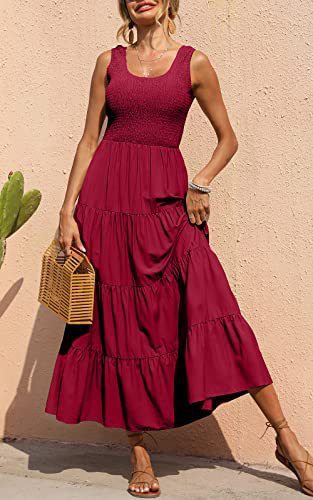 Elegantes Maxikleid für Damen mit Rüschen und figurbetontem Schnitt von MODEGEIST