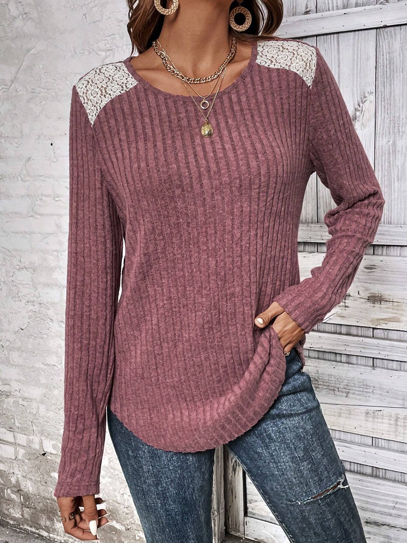 Damen Langarmshirt mit feinen Rippdetails und Spitzenakzenten ModeGeist