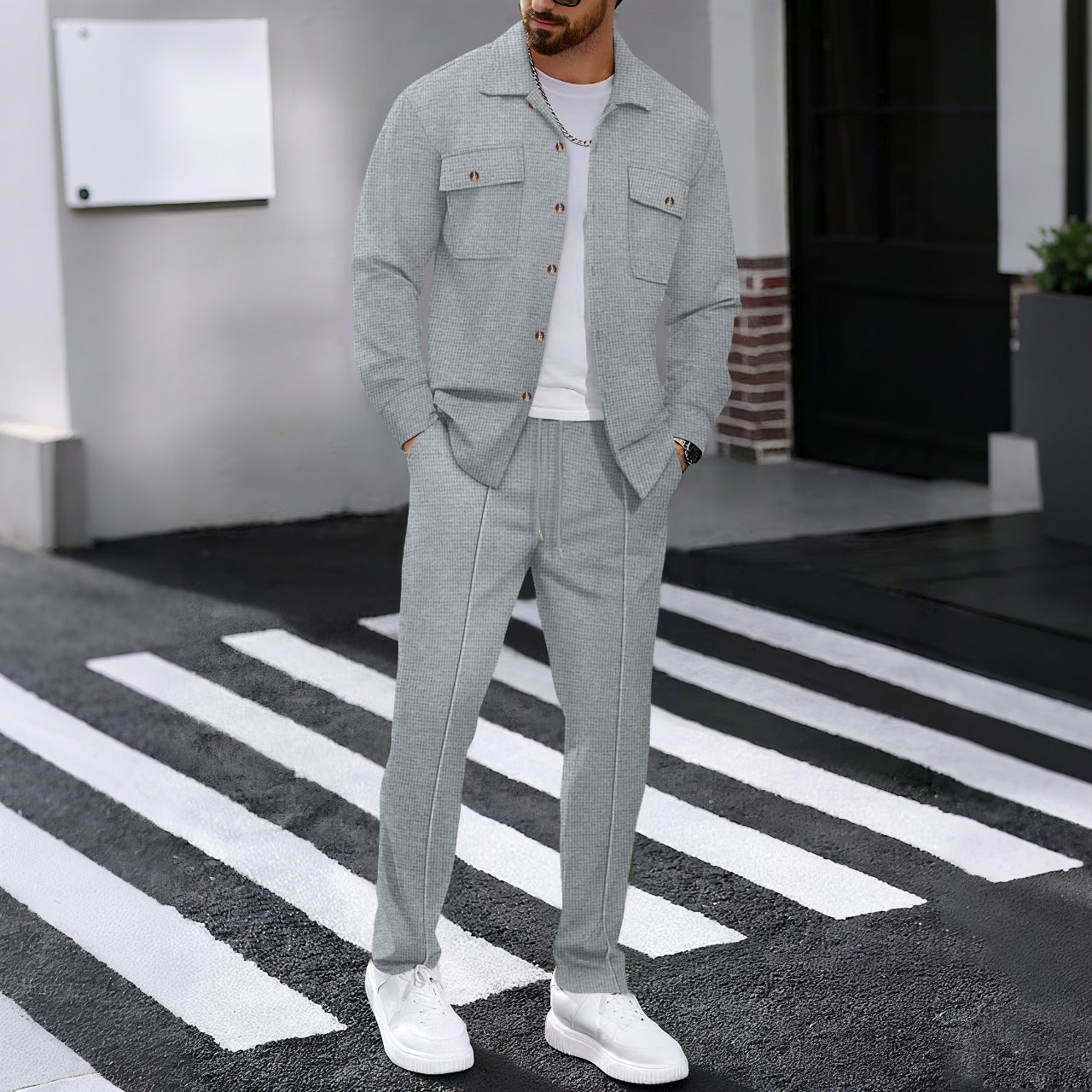 Herren modisches Freizeit-Set mit strukturierter Jacke und bequemen Hosen ModeGeist