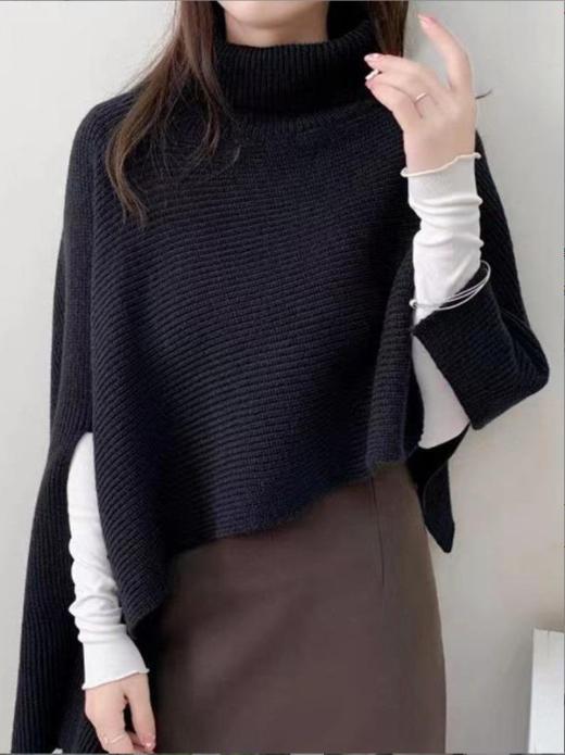 Damen Strickponcho mit hohem Kragen und asymmetrischem Schnitt ModeGeist