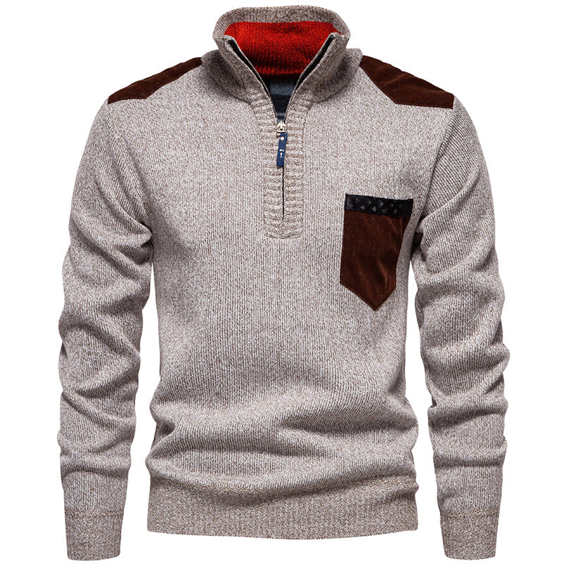 Herren Stehkragenpullover mit kontrastierenden Details und praktischen Taschen ModeGeist