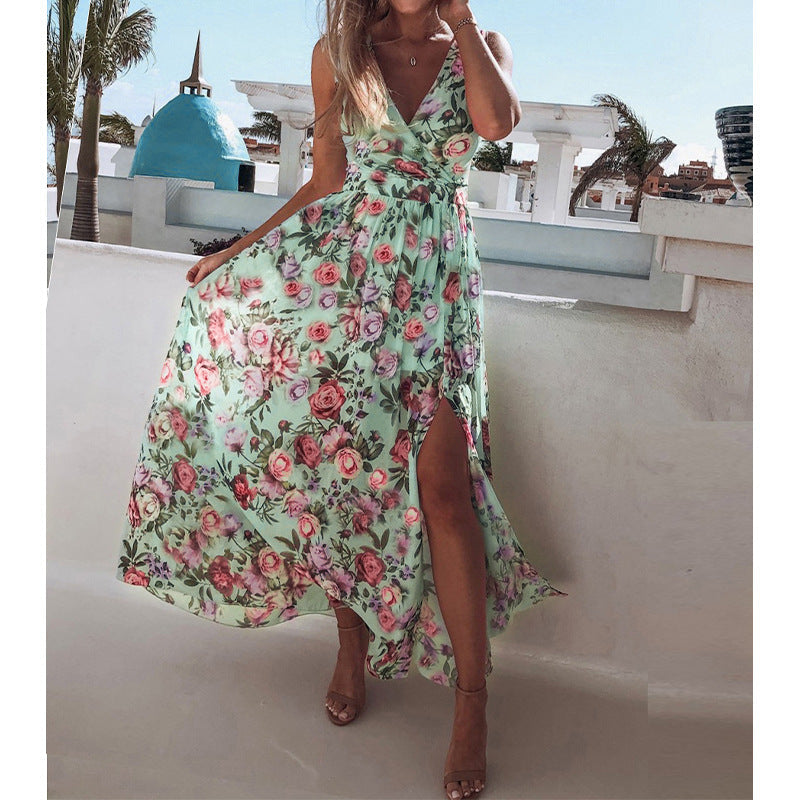 Elegantes Maxikleid für Damen mit floralem Muster und Schlitz von MODEGEIST