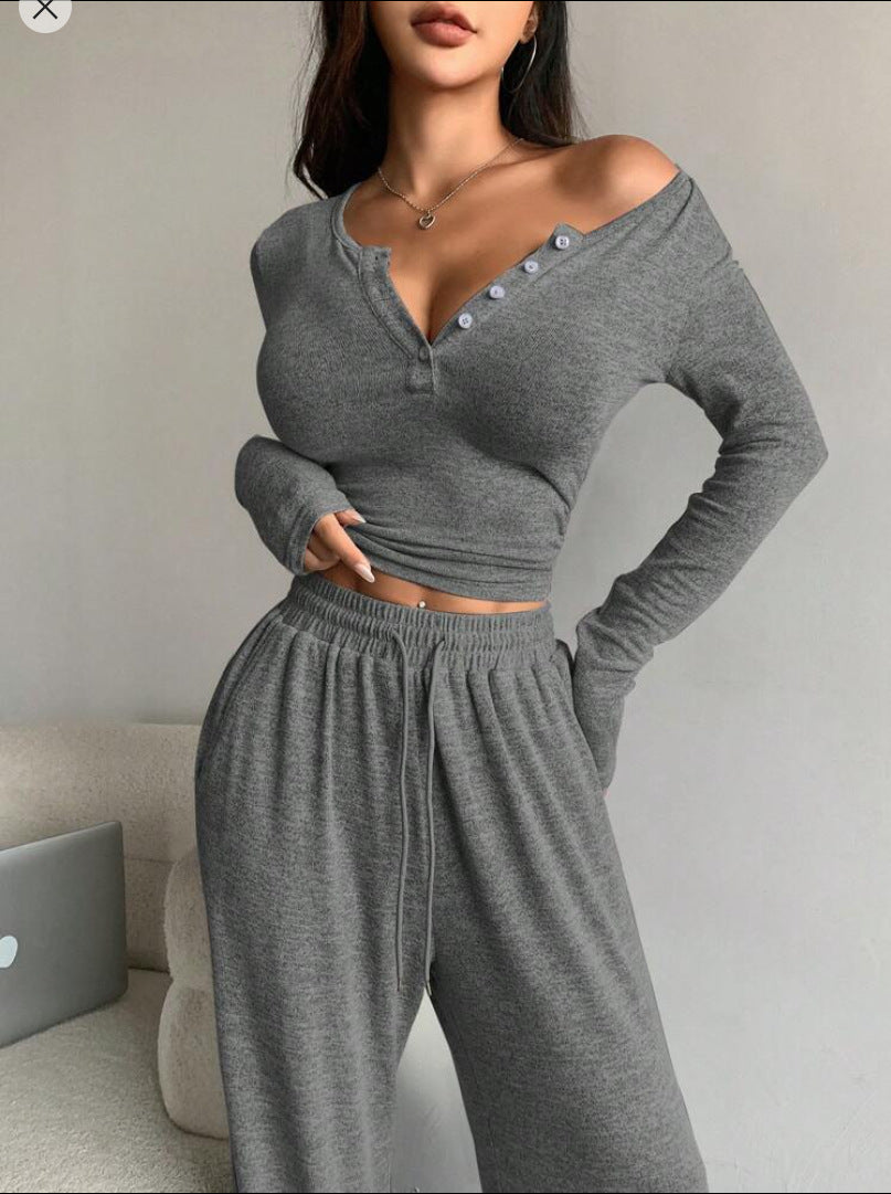 Damen Set aus lässigem Langarmoberteil und bequemen Palazzohose ModeGeist