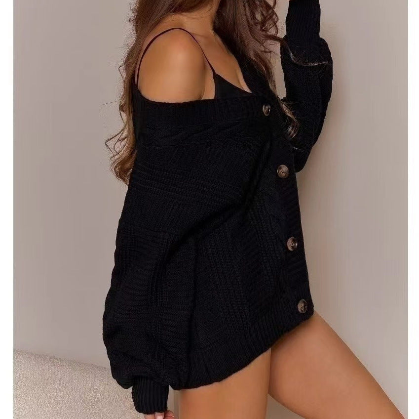 Damen Grobstrickjacke mit voluminösen Ärmeln und dekorativer Knopfleiste ModeGeist